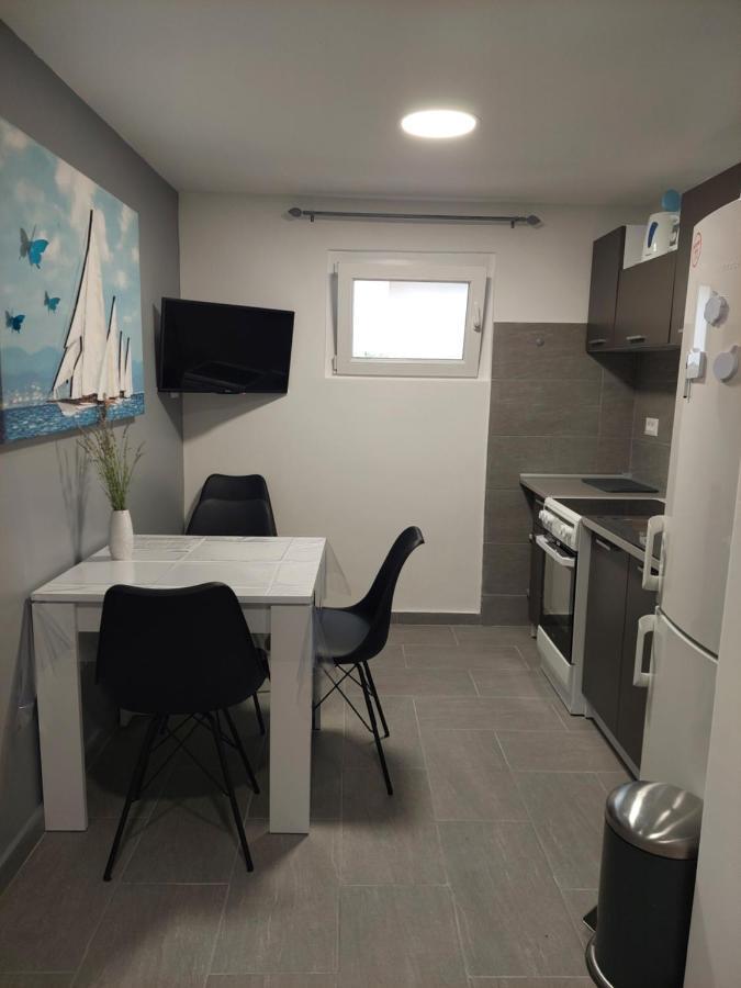 Apartman Karla Ядрия Экстерьер фото